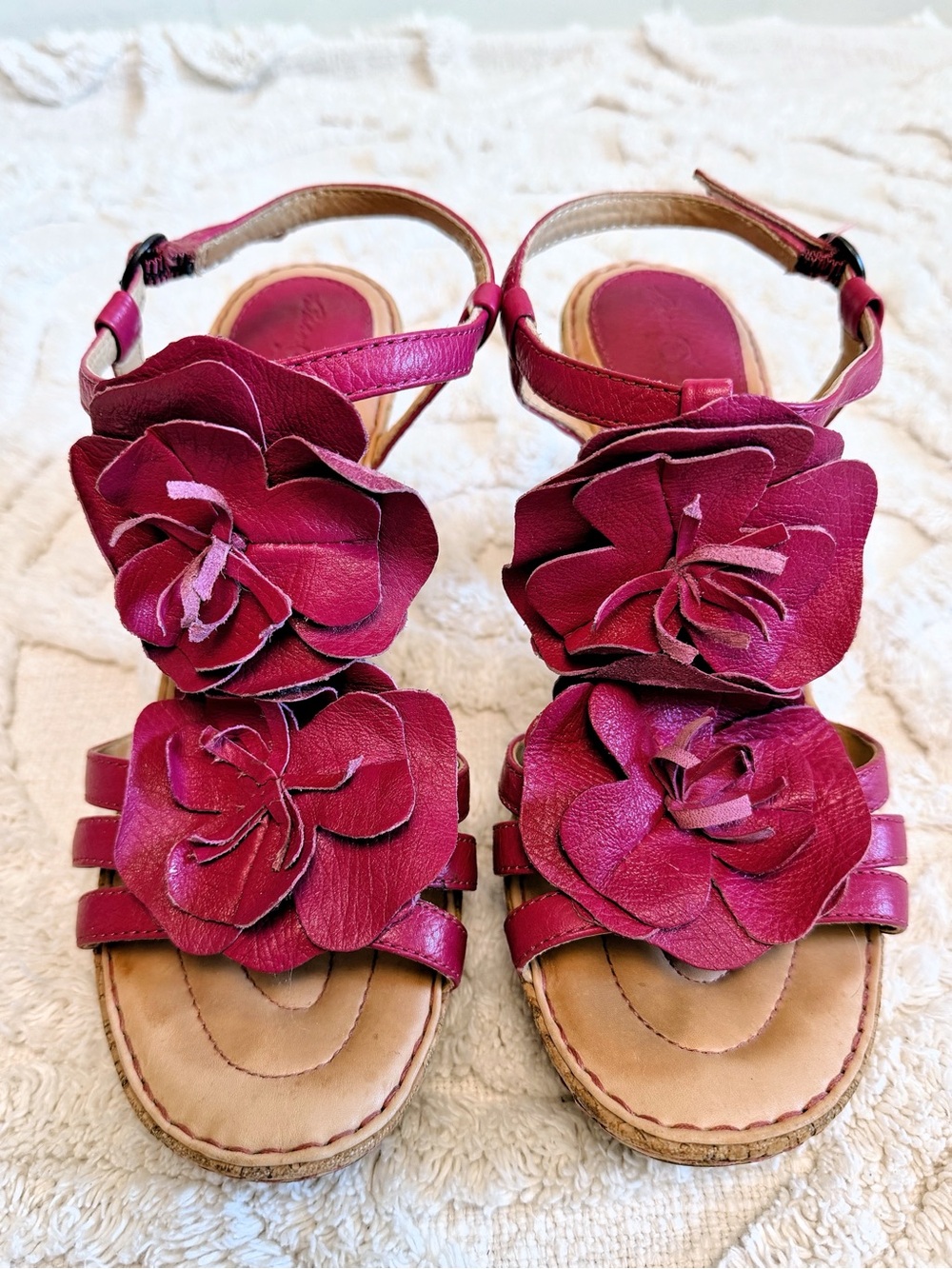 Børn Crown Women’s 9 Pink Leather Floral Cork Heel Sandals Boho